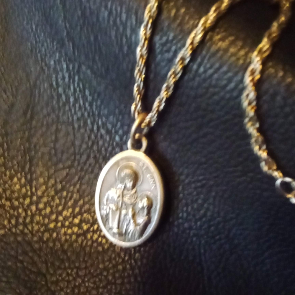 Saint Ann Medal Mother Mary Vintage Charm Necklace - Picture 2 of 5